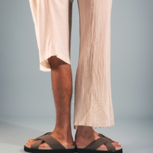 SS25_Davu_Vegan_sandals_1_00c24068-c71f-4115-b2d6-e7435978cdca