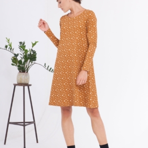 c01-03s-vestido-carola-evase-color-mostaza-estampado-fases-lunares-363005