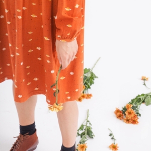 Vestido Ciel oversize cuello redondo estampado saturno