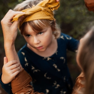 Vestido "classic"azul marino estampado acróbatas