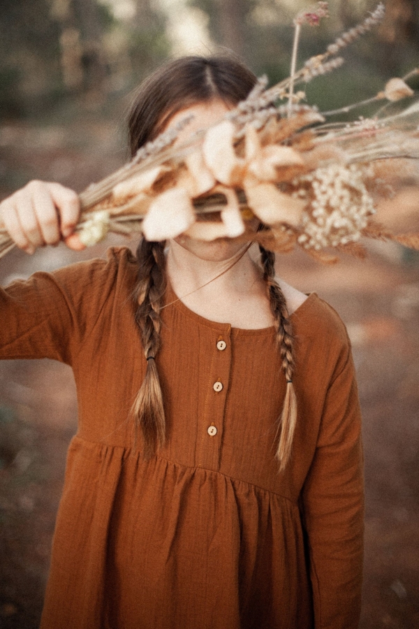 Vestido muselina basic marrón