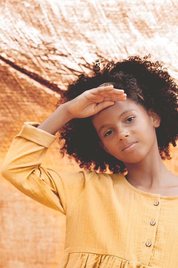 Vestido muselina basic mostaza