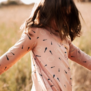 Vestido camisero rosa estampado malabares