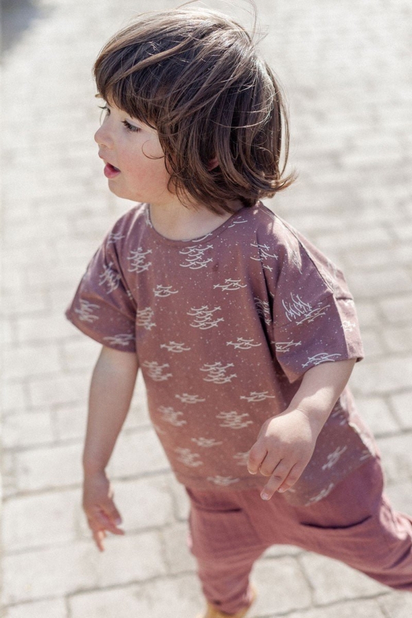 Erin T-shirt Fish school