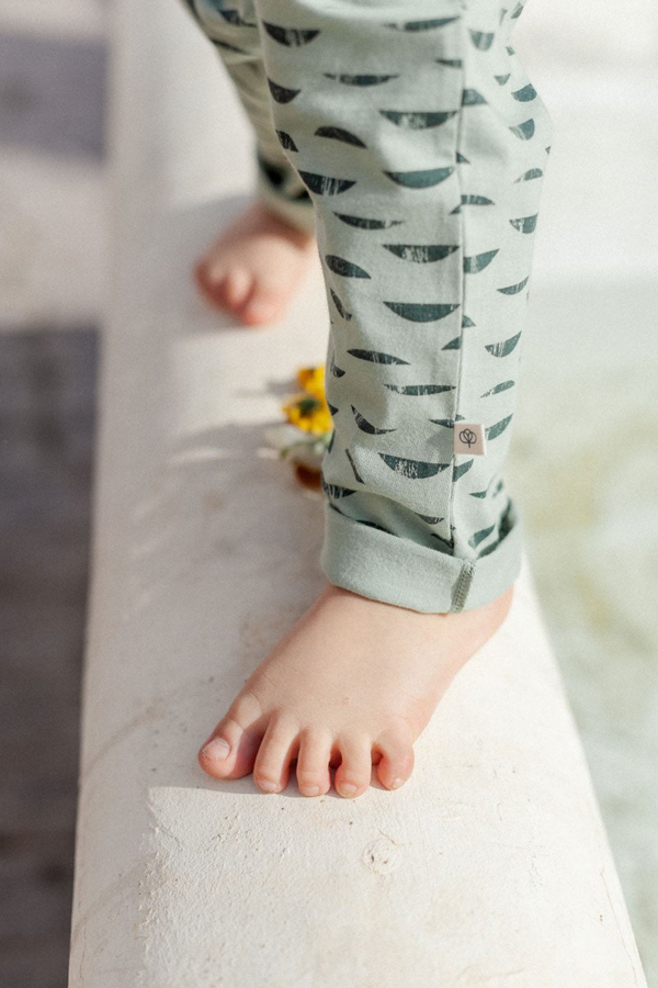 Edel Pants Reflections