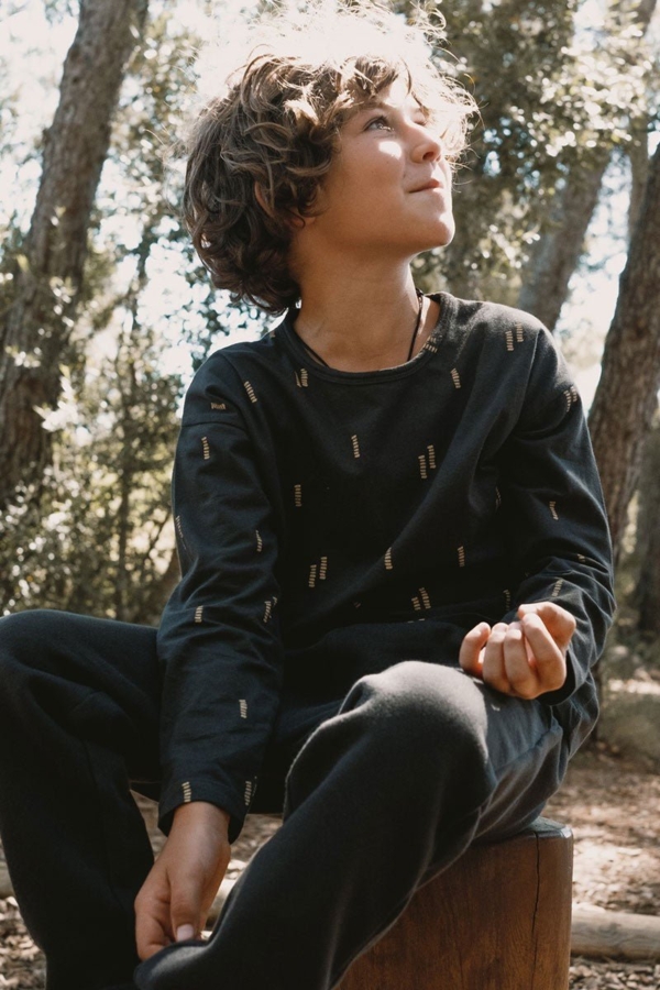 Jun Unisex T-Shirt Minerals Black