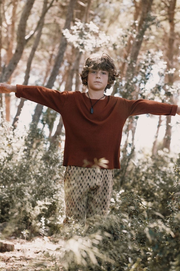 Jun Unisex T-Shirt Garnet Agate