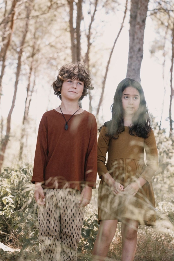 Jun Unisex T-Shirt Garnet Agate