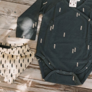 Jael Baby Bodysuit Minerals Black