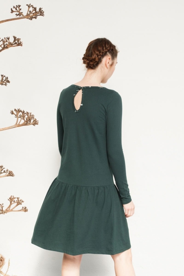 Vestido canesú Naomi estampado pinos.