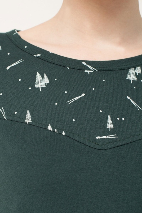 Vestido canesú Naomi estampado pinos.