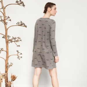 n04-03s-vestido-nura-evase-estampado-zorros-725209