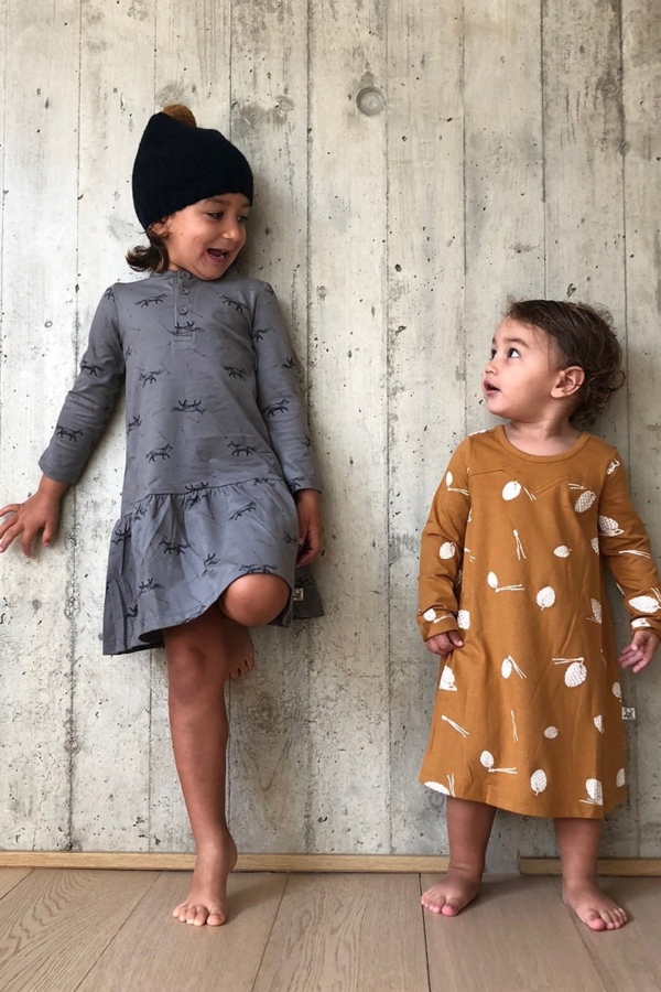 Vestido Charlestón con solapa estampado zorros