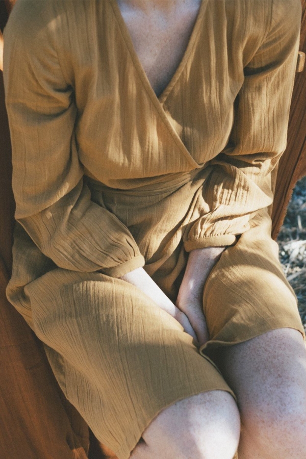 Susana Crossover dress in mustard
