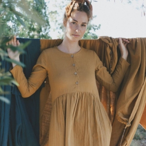 Sahar short dress in mustard