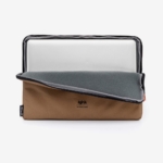 Capture Laptop Case 15" Camel