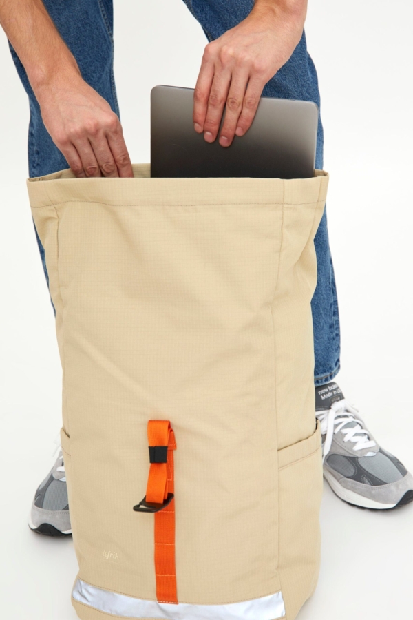 Lars Roll Backpack Stone