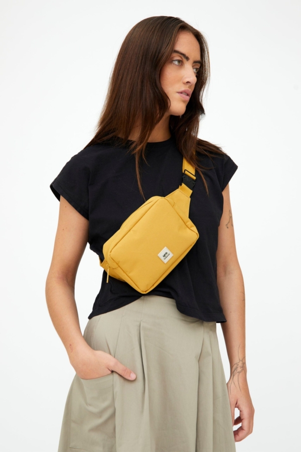 Reef Crossbody Mustard