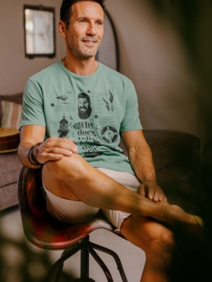bonito-felix-camiseta-algodon-organico-verde-poseidonia-2