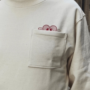 callum-heart-in-your-pocket-organic-unisex-sweatshirt-3