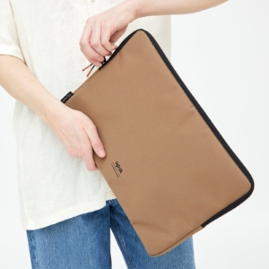 Funda Portátil Capture  15" Camel
