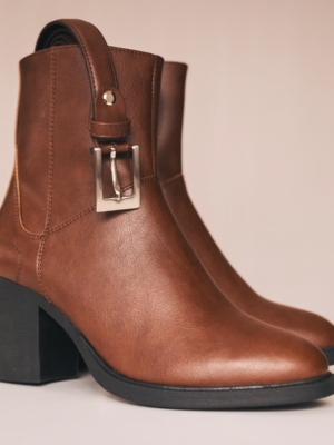 Alicia and Camp Brown