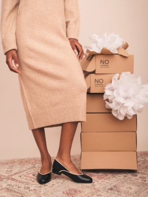 nae-vegan-isla-black-4