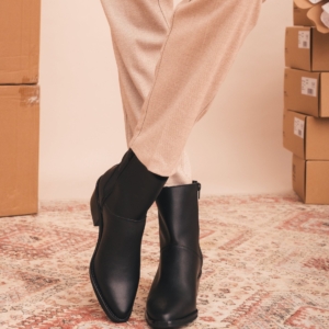 nae-vegan-kella-black-2