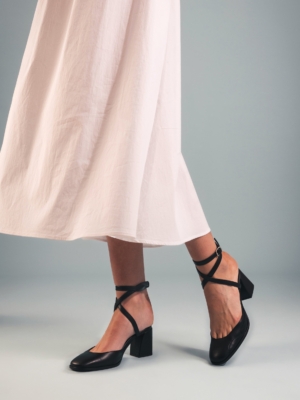 nae-vegan-lisa-black-2