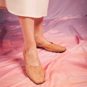 nae-vegan-melita-cork-pre-loved-2