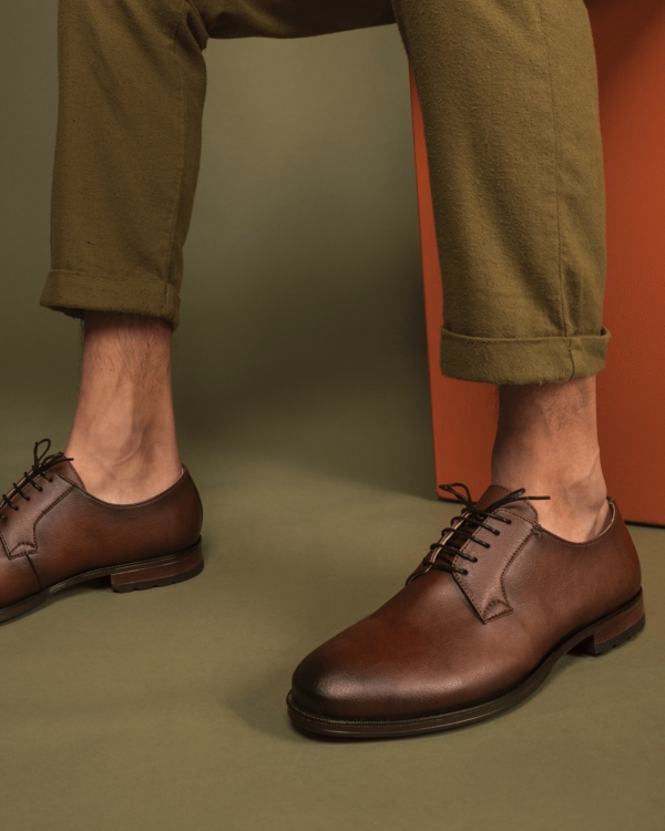 Mikel and Bruc Brown