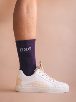 nae-vegan-purple-socks-3