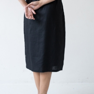 tiralahilacha-bernadette-black-linen-skirt-4