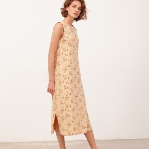 tiralahilacha-bertas-maxi-dress-in-beige-koalas-2