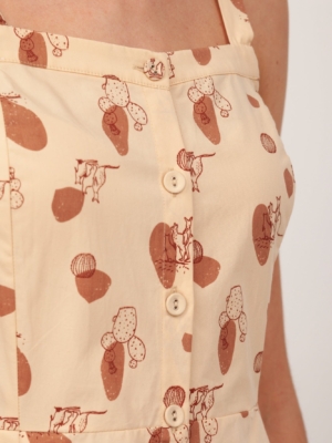 tiralahilacha-betsy-strappy-dress-with-buttons-in-beige-kangaroo-2
