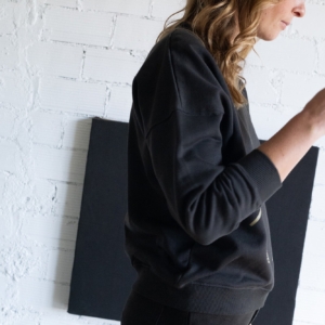 tiralahilacha-gabriela-sweatshirt-eclipse-black-3