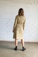 Vestido Gemma cruzado beige lluvia sideral