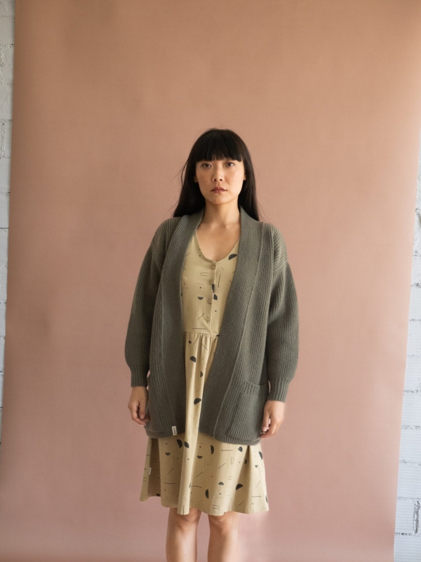 Chaqueta larga Gonda verde lana merino