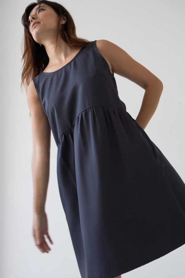 Vestido Hazel tirantes Tencel negro