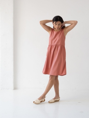 Vestido Hazel tirantes Tencel rosa coral