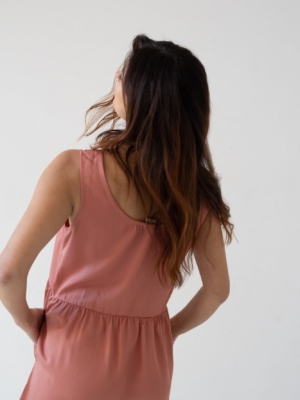 tiralahilacha-hazel-tencel-straps-dress-in-pink-2