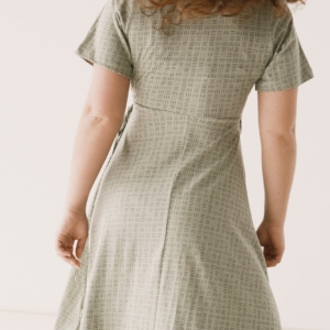 tiralahilacha-helen-wrap-dress-green-wicker-4