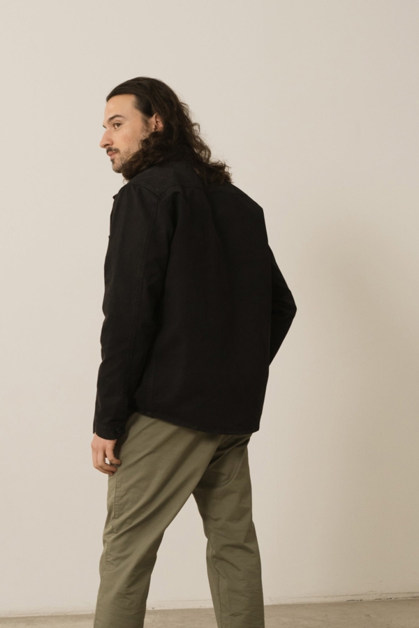 Sobrecamisa Worker Helmut Negro Algodón Orgánico
