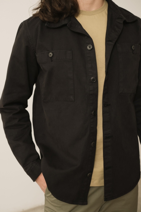 Sobrecamisa Worker Helmut Negro Algodón Orgánico