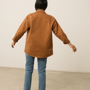 tiralahilacha-helmut-unisex-overshirt-worker-organic-cotton-in-terracotta-2