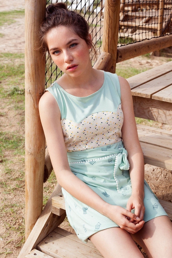 Falda lazo verde Ingrid estampado cactus.