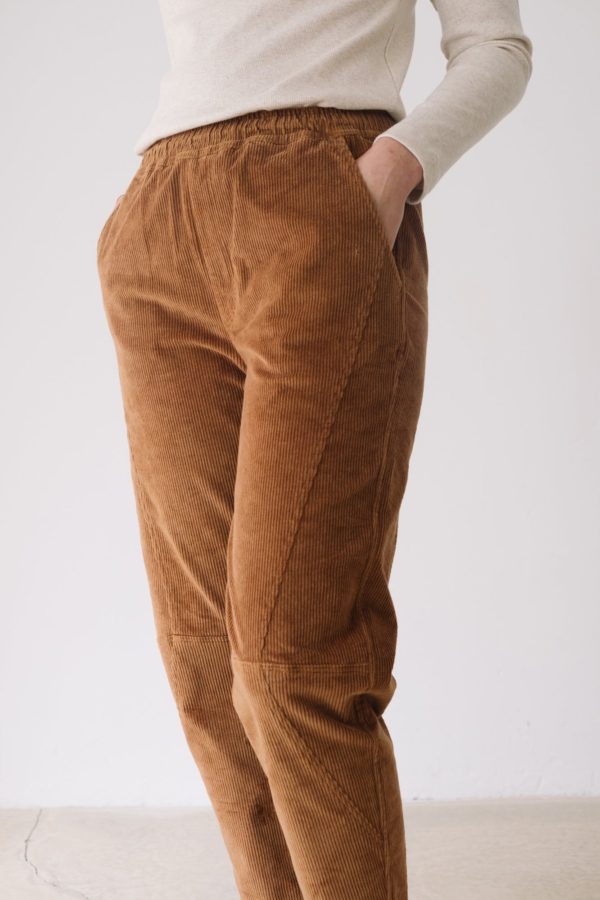 Pantalón pana algodón orgánico teja