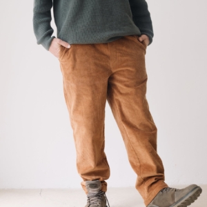 Pantalón pana oversized algodón oránico teja