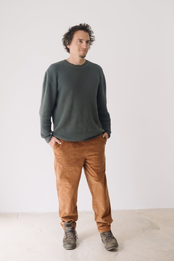 Pantalón pana oversized algodón oránico teja