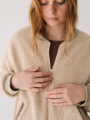 tiralahilacha-organic-sherpa-jacket-in-ecru-color-3